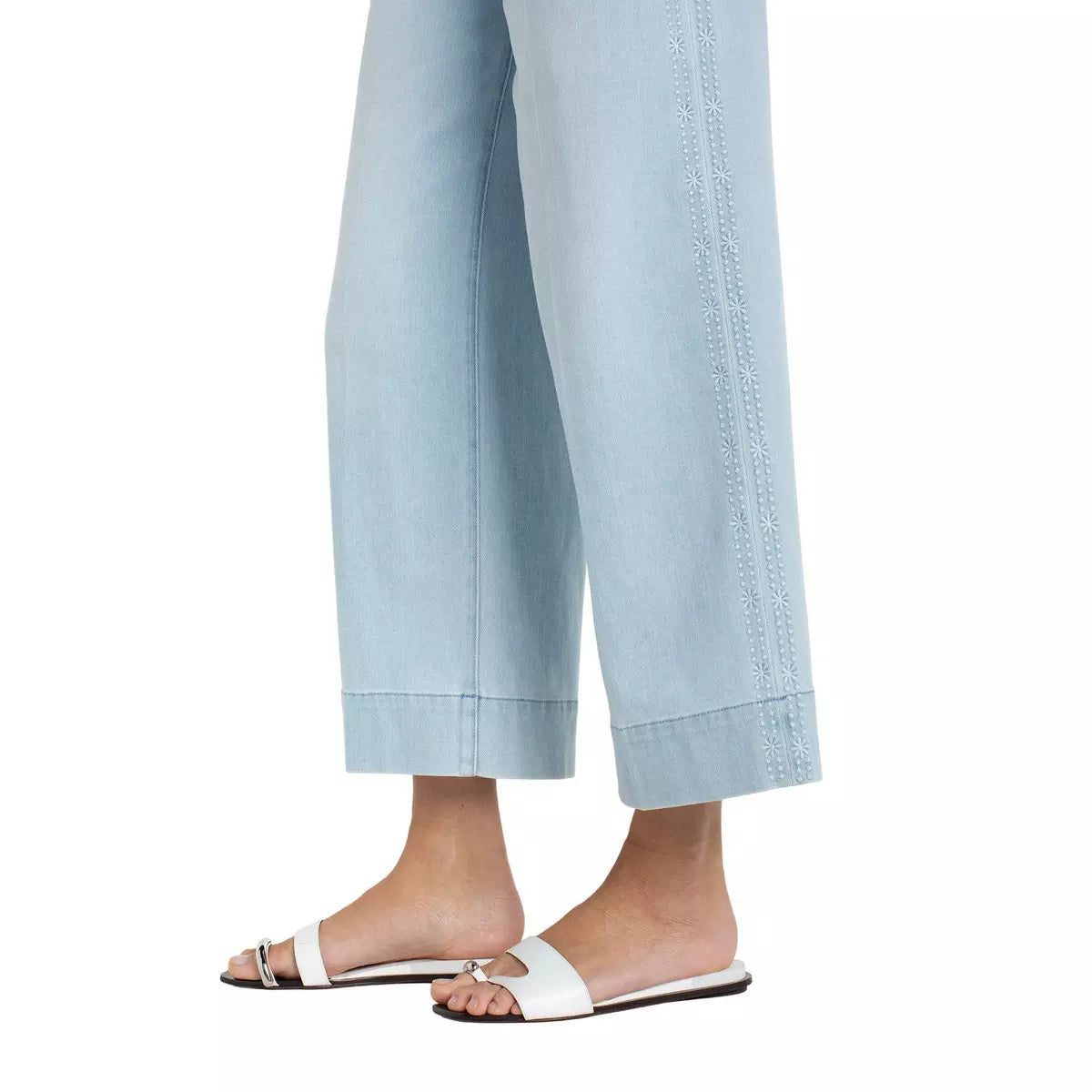 Crop Relaxed Beachy Jeans By Liverpool - 606River