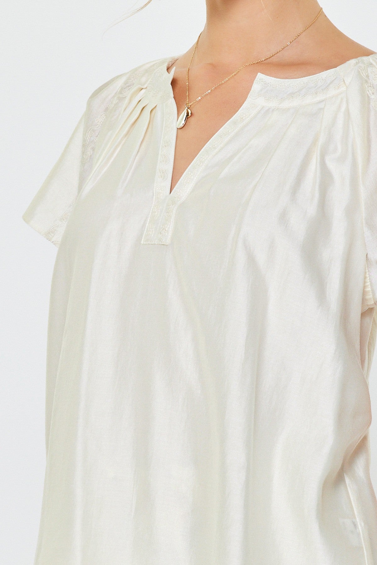 Ivory Short Sleeve Top - 606River