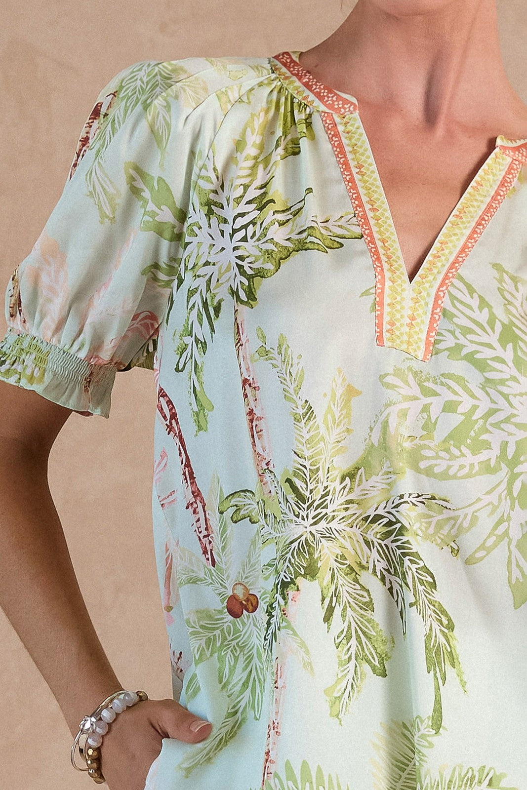 2630165 Tropical Short  Sleeve Top