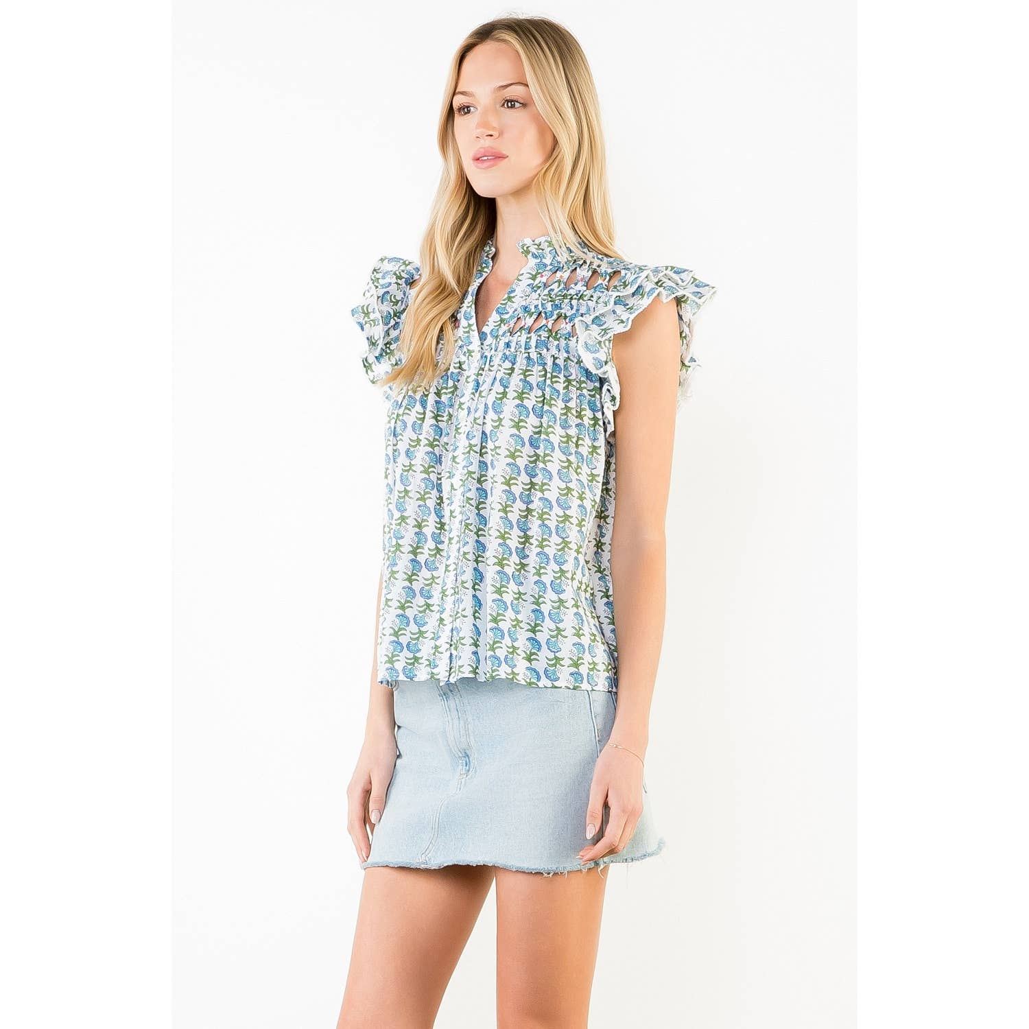 Flutter Sleeve Floral Pattern V-Neck Top - 606River