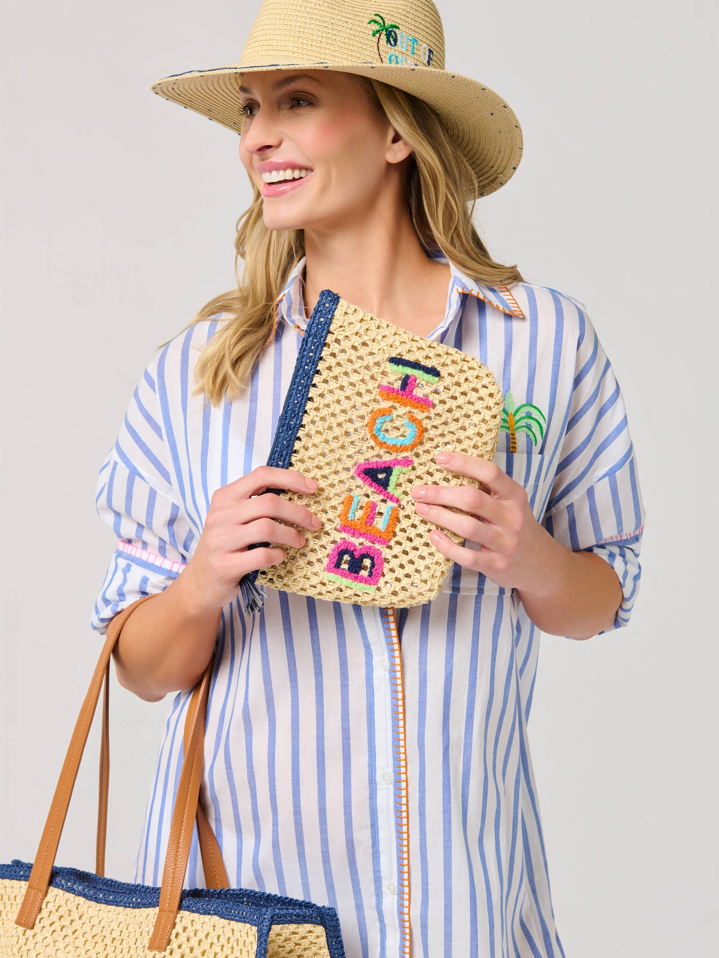 "BEACH" STRAW ZIP POUCH,NATURAL - 606River