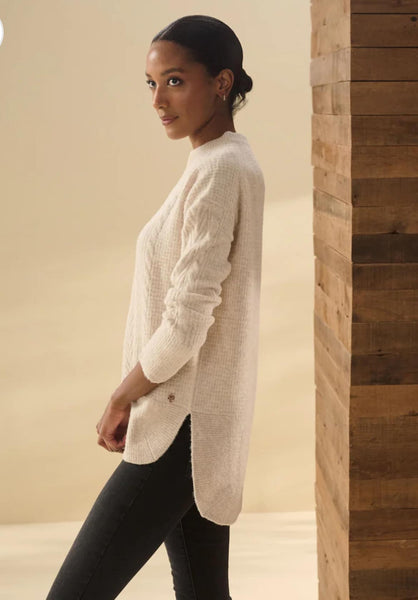 Soft Cable Knit Tunic Style Pullover Sweater