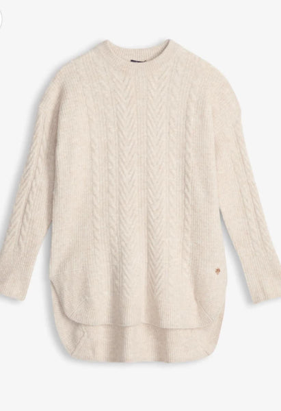 Soft Cable Knit Tunic Style Pullover Sweater