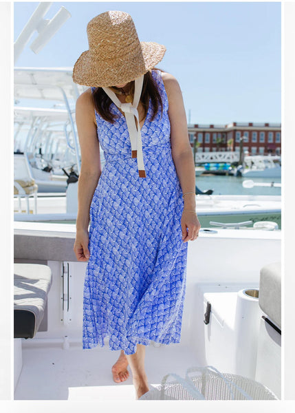 Flattering V-Neckline Summer Susan Dress By Duffield Lane