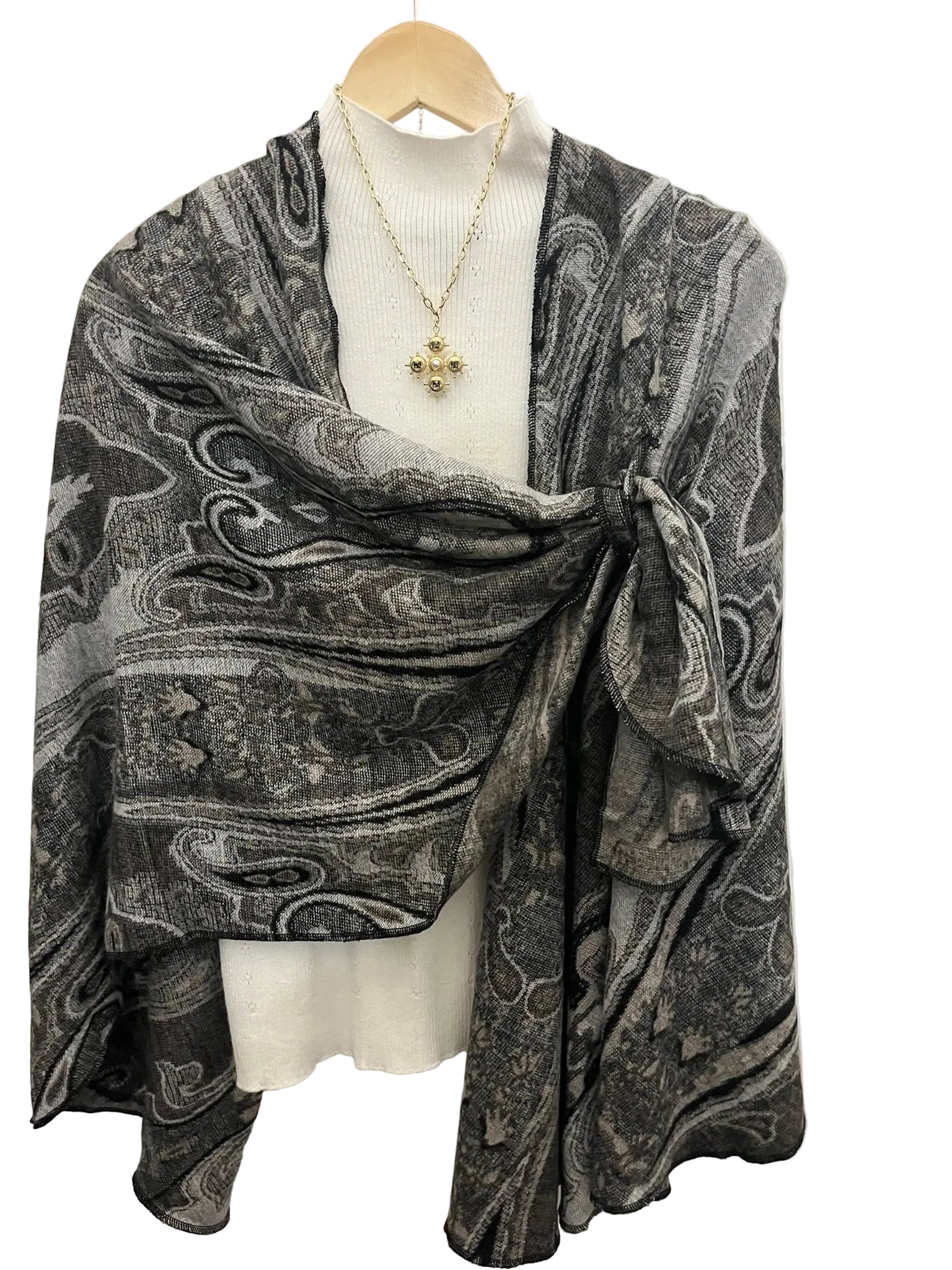 One Size Rapti Cashmere Feel Buckle Shawl Cape