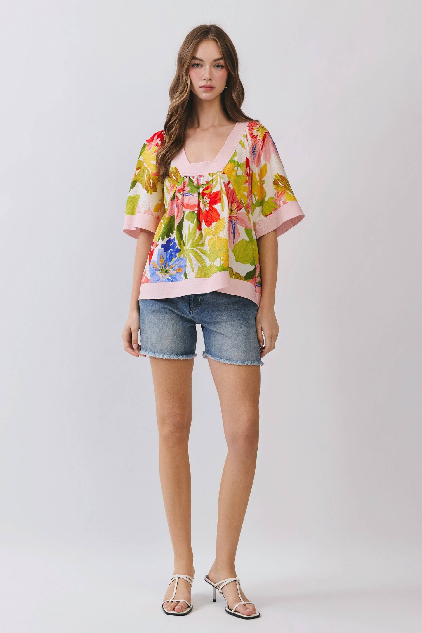 CT9954-Floral Square Neck Contrast Trim Blouse - 606River