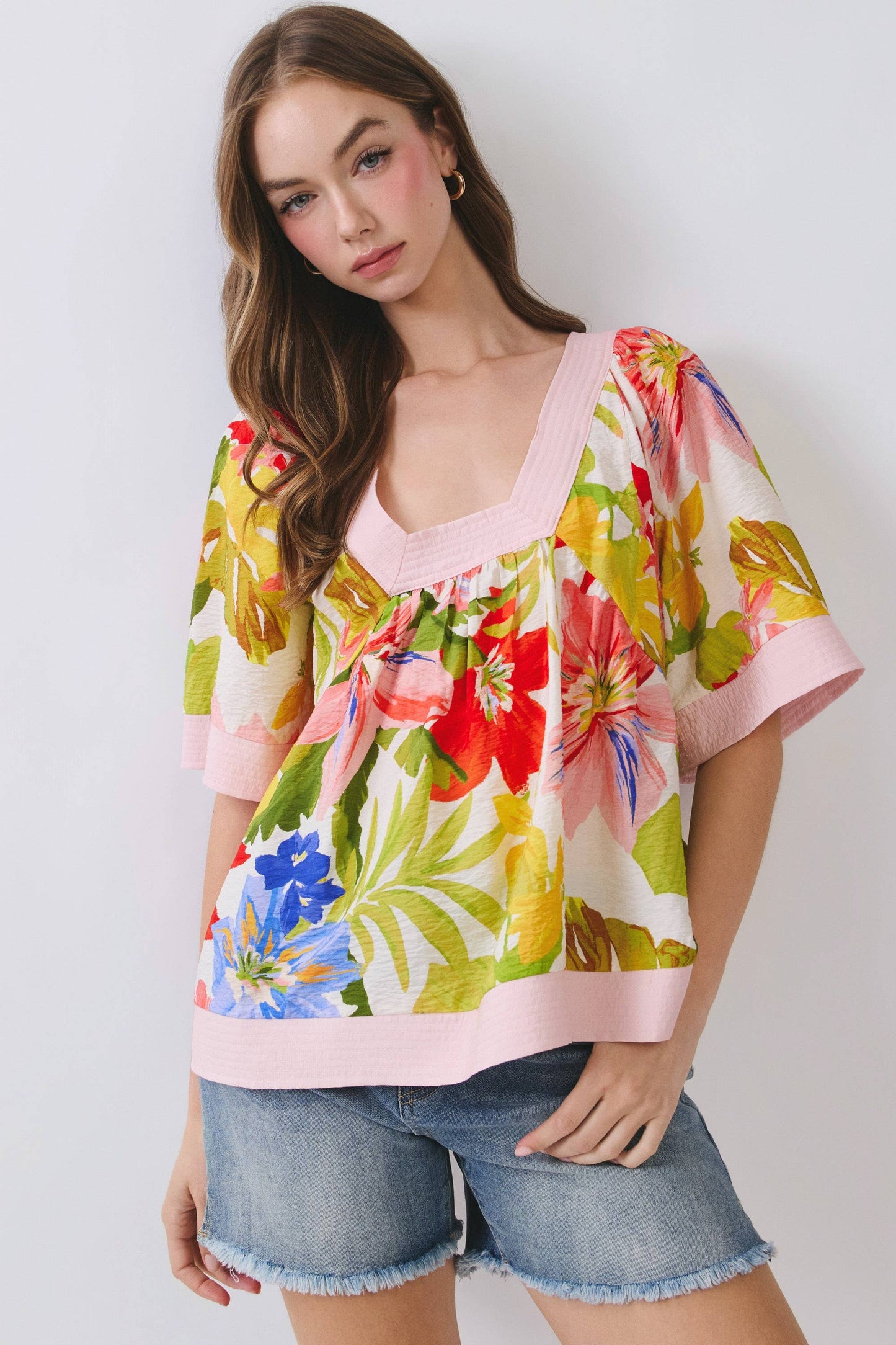 CT9954-Floral Square Neck Contrast Trim Blouse - 606River