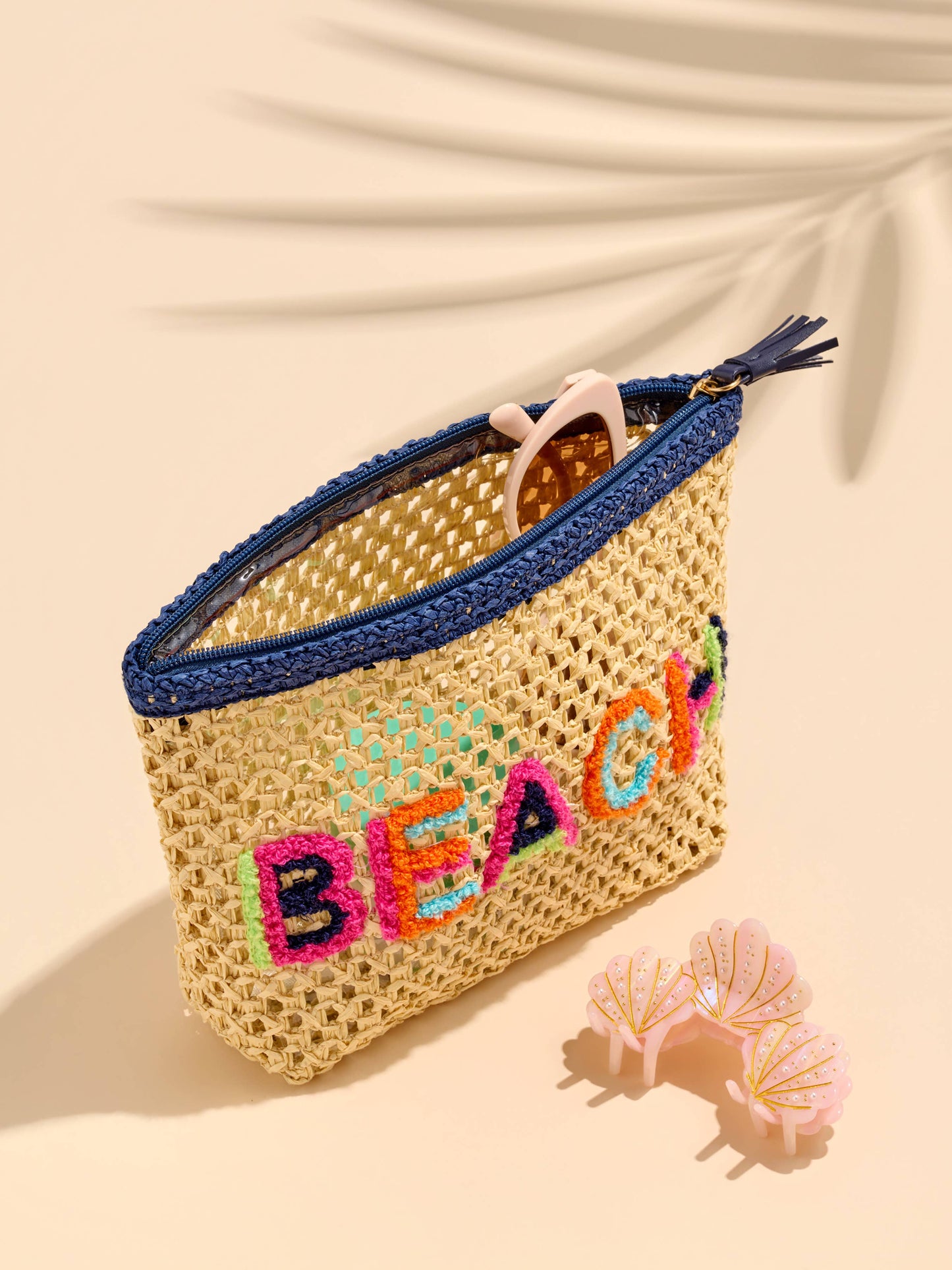 "BEACH" STRAW ZIP POUCH,NATURAL - 606River