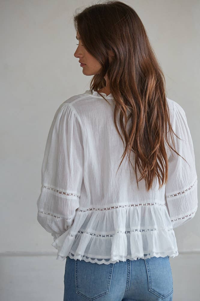 L9341 | Woven Cotton V-Neck Quarter Sleeve Top - 606River